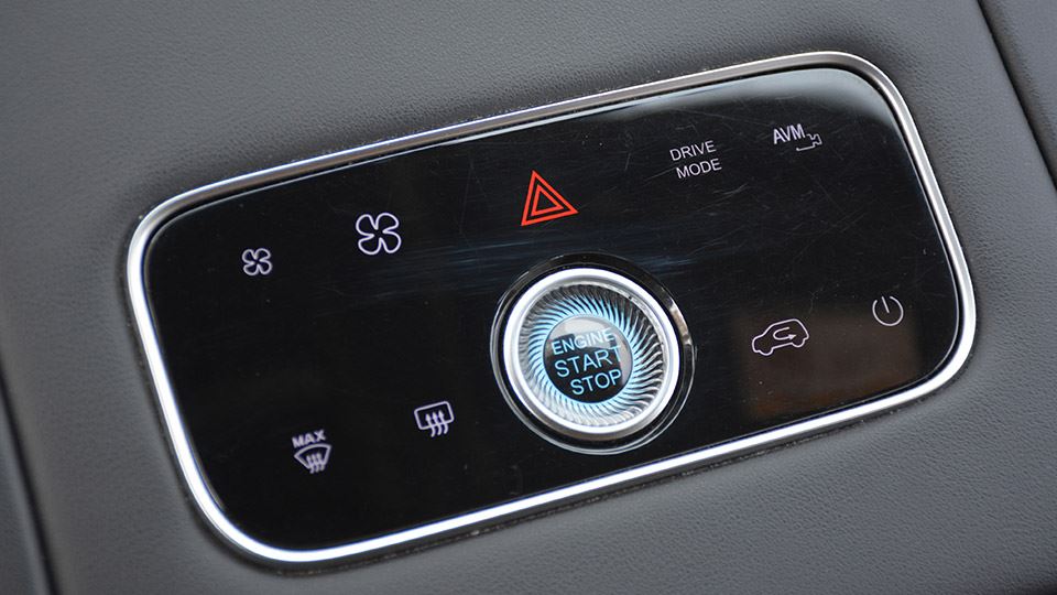 تست و بررسی اکستریم وی ایکس مدیران خودرو (Xtrim VX)